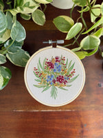 Load image into Gallery viewer, Bouquet - Fall Berries
