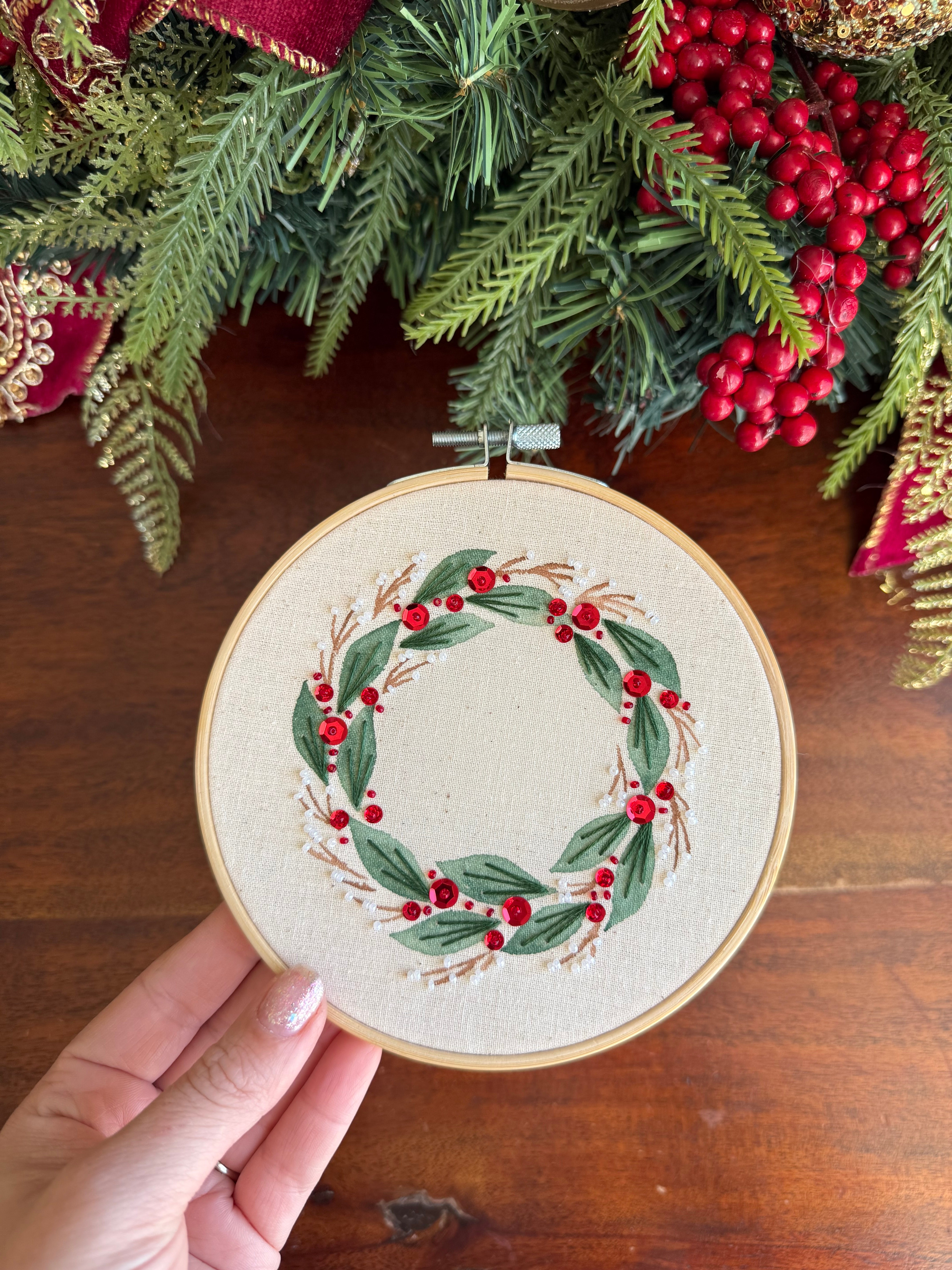 Wreath 5 - Large Holly